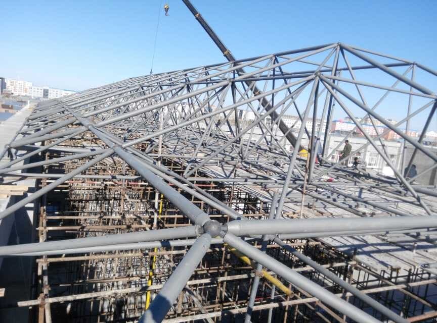 睢宁商贸城屋顶网架工程